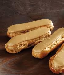 Mini eclair au cafe